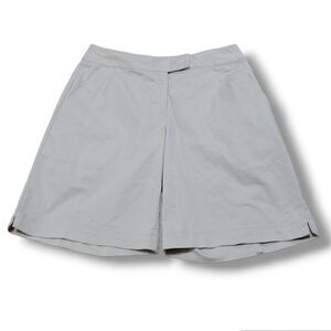 Nike Shorts Size 4 W28" x L9.5" Nike Golf Shorts Bermuda Shorts Golfing Shorts